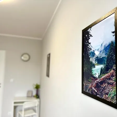 Mmrent Waterfall * Gdańsk