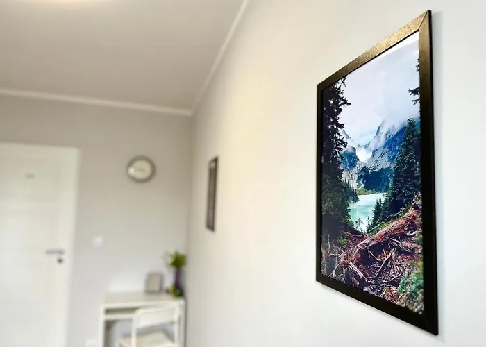 Mmrent Waterfall * Gdańsk