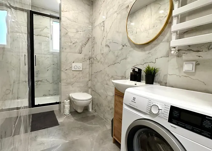 Mmrent Waterfall * Gdansk